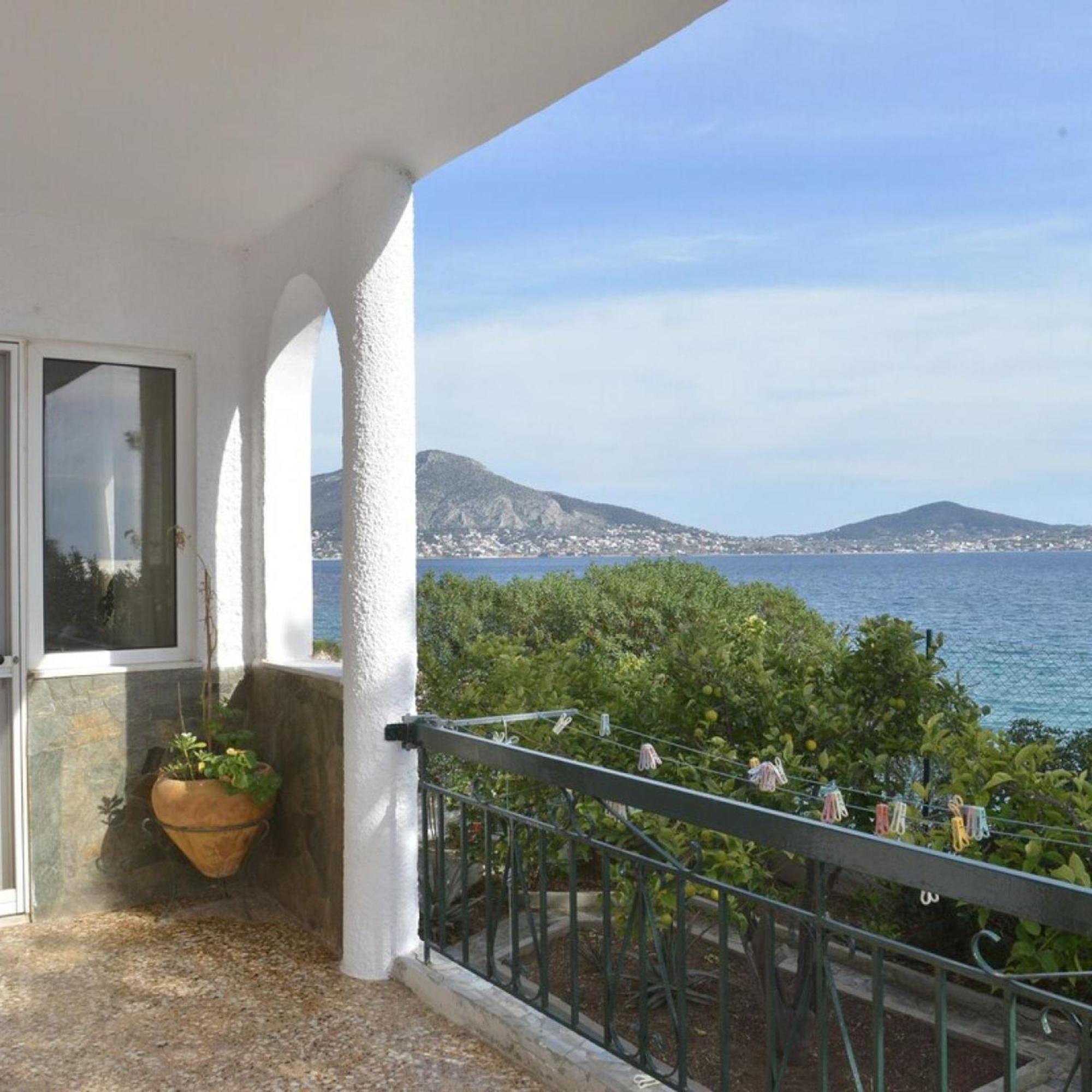 Salamis Beachfront House Exterior photo